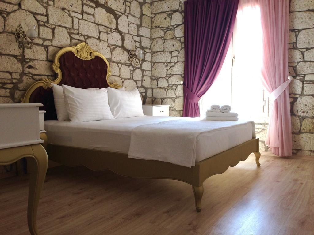 Alacati Alaris Hotel Szoba fotó